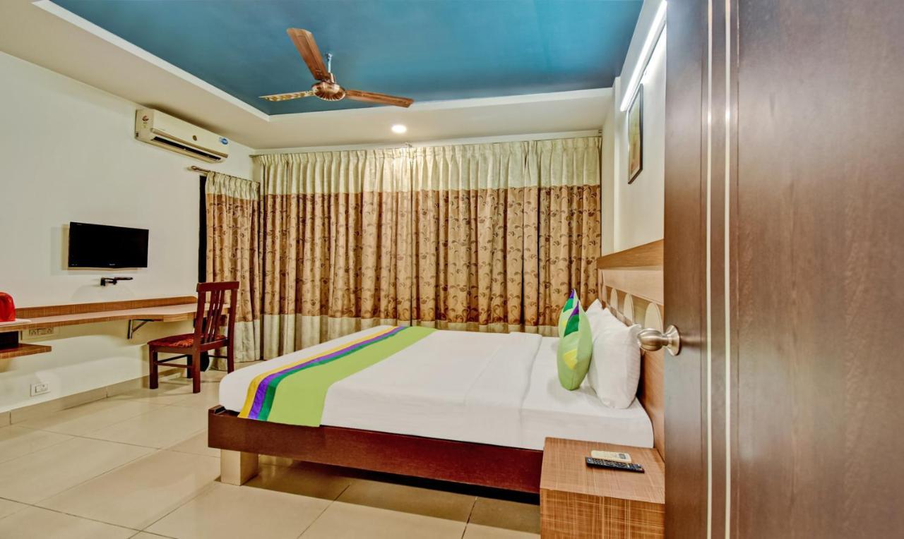 Treebo Raj Elegance Manyata Tech Park Hotel Bangalore Exterior photo