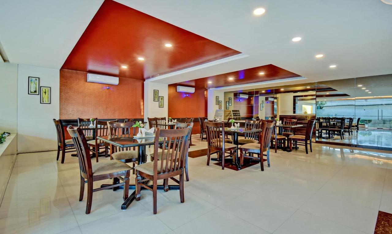 Treebo Raj Elegance Manyata Tech Park Hotel Bangalore Exterior photo