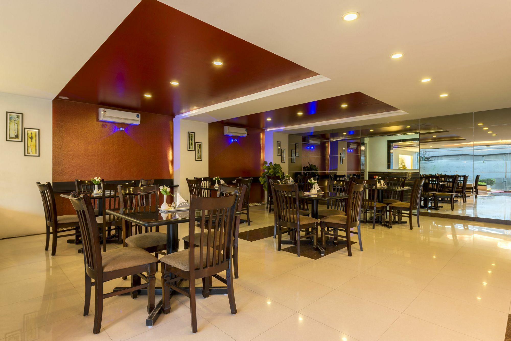Treebo Raj Elegance Manyata Tech Park Hotel Bangalore Exterior photo